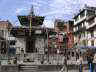 Дурбар сквер  Катманду. Храм Махендрешвор